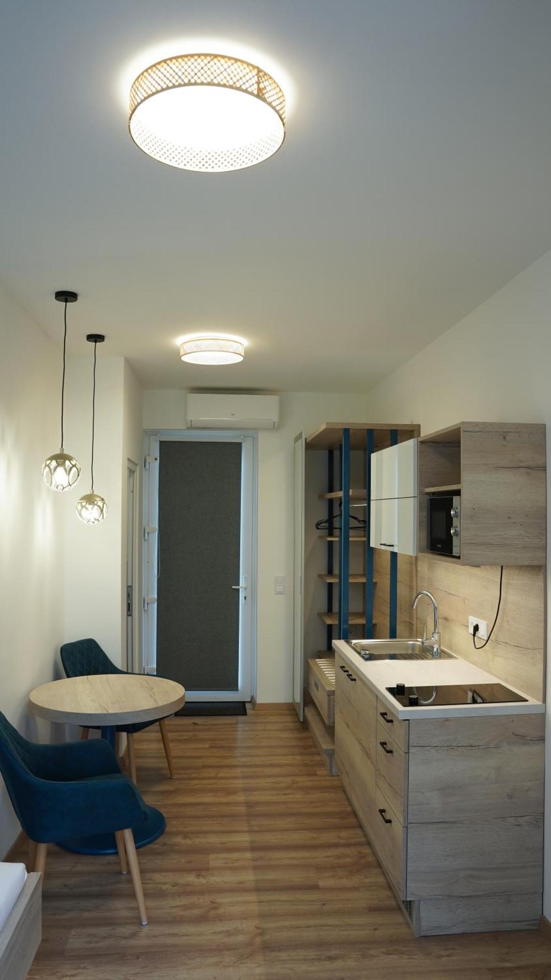 Napsugar Club Es Panzio Bed & Breakfast Fonyód Екстериор снимка