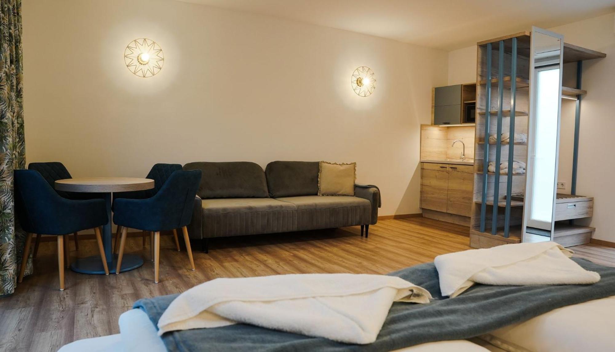 Napsugar Club Es Panzio Bed & Breakfast Fonyód Екстериор снимка