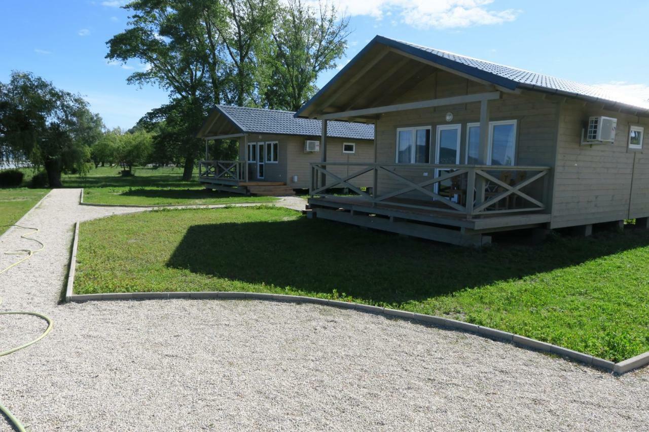 Napsugar Club Es Panzio Bed & Breakfast Fonyód Екстериор снимка