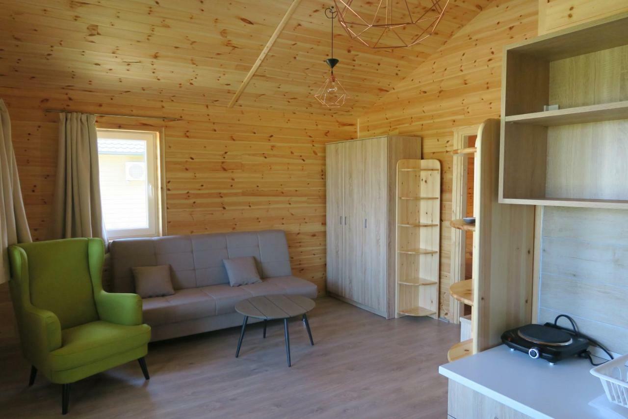 Napsugar Club Es Panzio Bed & Breakfast Fonyód Екстериор снимка