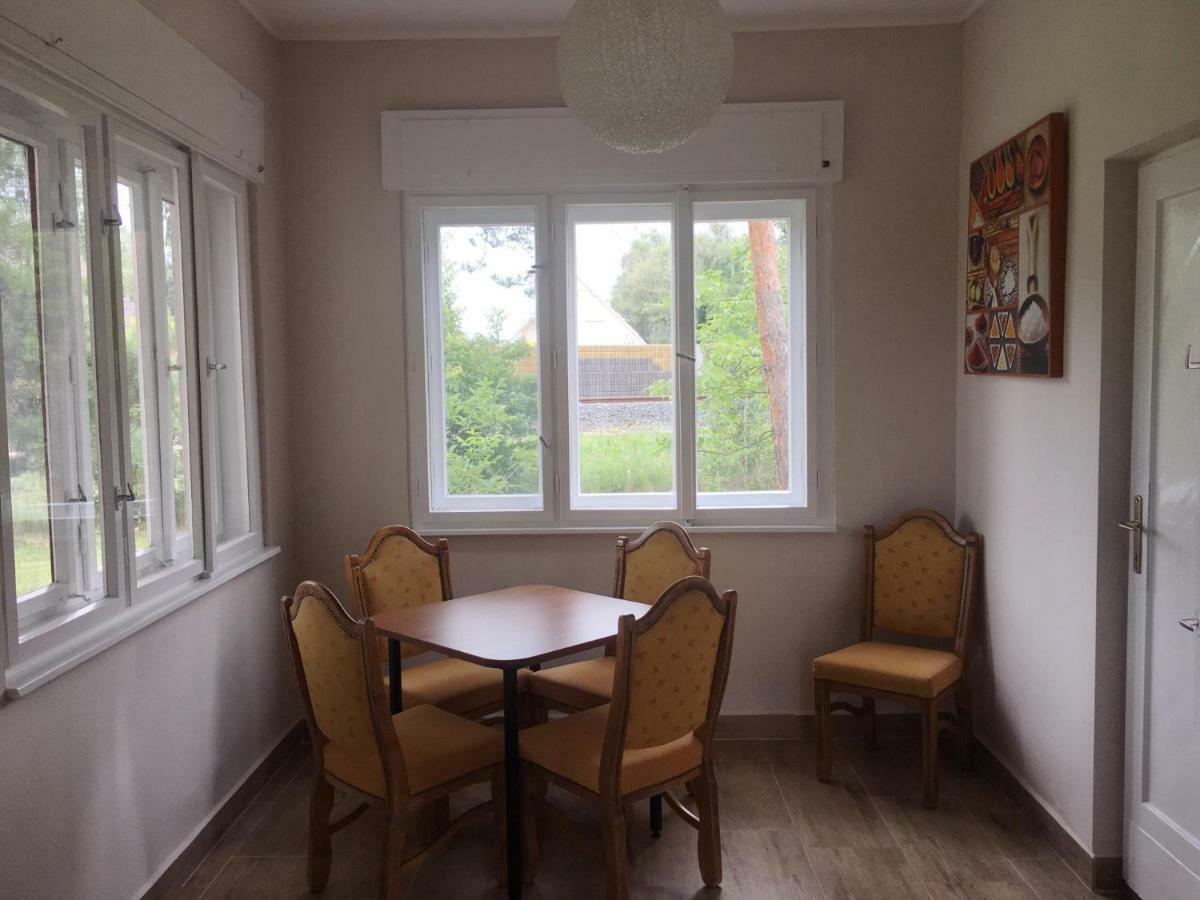 Napsugar Club Es Panzio Bed & Breakfast Fonyód Екстериор снимка